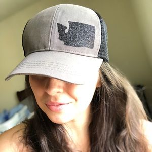 Trucker hat
